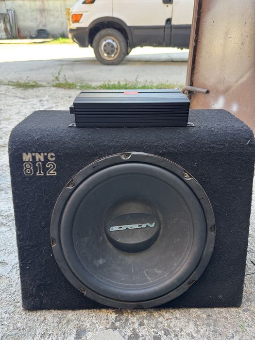 Vând sobwoofer auto + stație