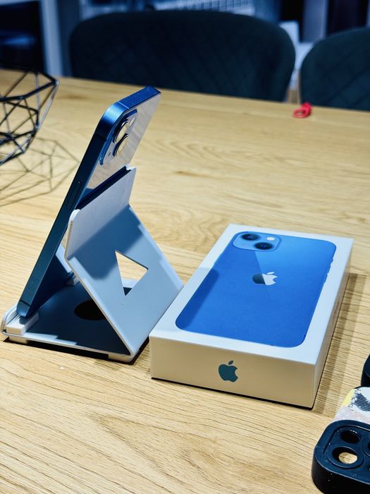 iPhone 13 - 128GB