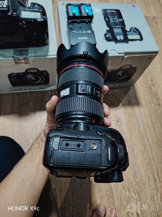 Canon mark 2 va 4