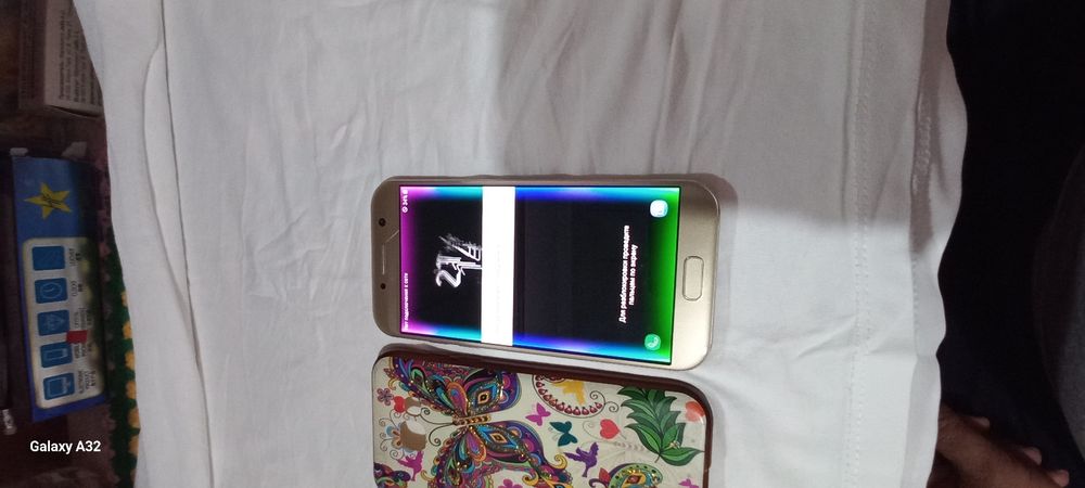 Samsung A5 отличны.