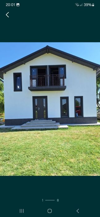 Case de vanzare Vând casa lângă lac 130mp

75.000 €

Camere: 3 camere