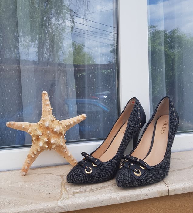 Pantofi stiletto cu toc Guess NOI