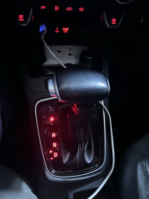 Продам кио рио хлайн