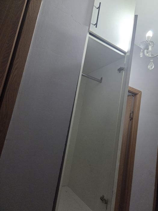 Шкаф в прихожую.