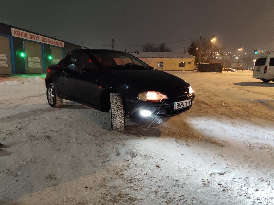 Продам машину Opel tigra