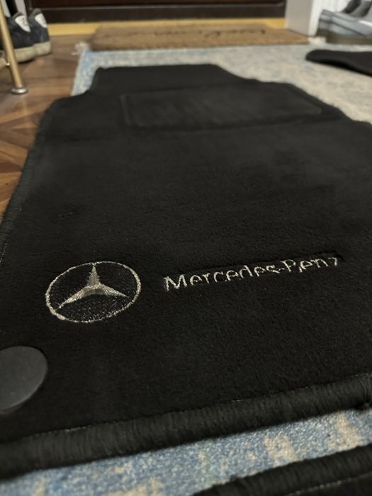 Коврики оригинал б/у мерседес w203