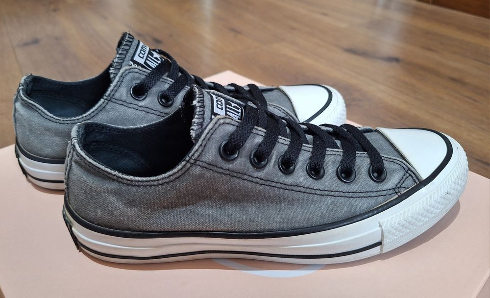 adidasi Converse 37