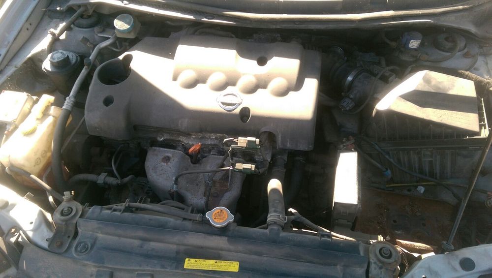 нисан примиера 1.8 i nissan primera 1.8i само на части