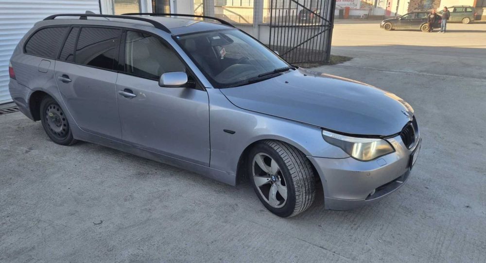 BMW E61 520d на части