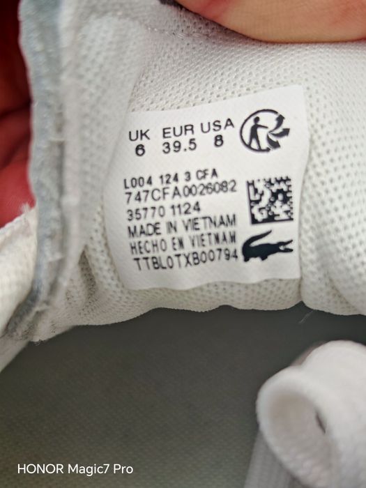 Красовки Lacoste оригинал, не подошёл размер