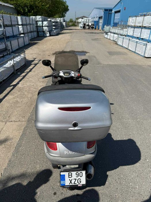 Scuter Piaggio 2008