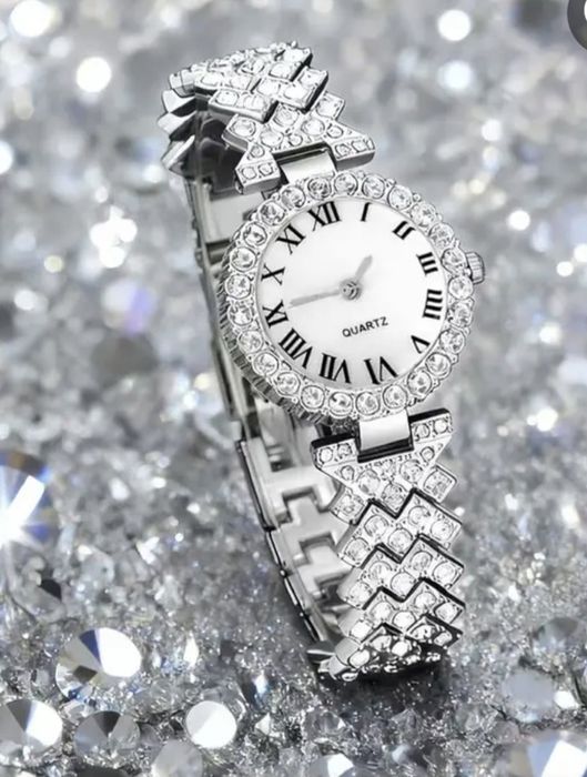 Дамски елегантен часовник