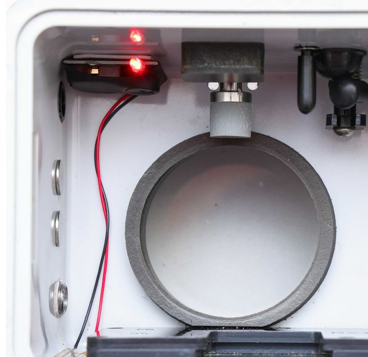 продавам подводен бокс “Ikelite” за Sony RX100V / VA