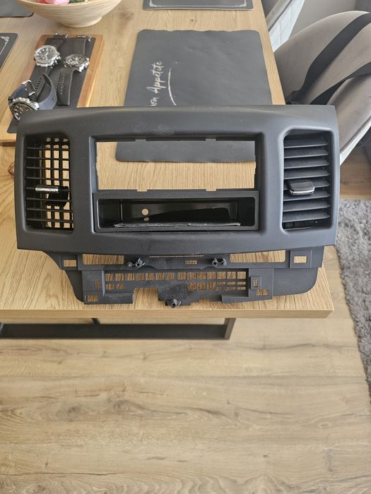 Конзола за СД Митсубиши Лансър