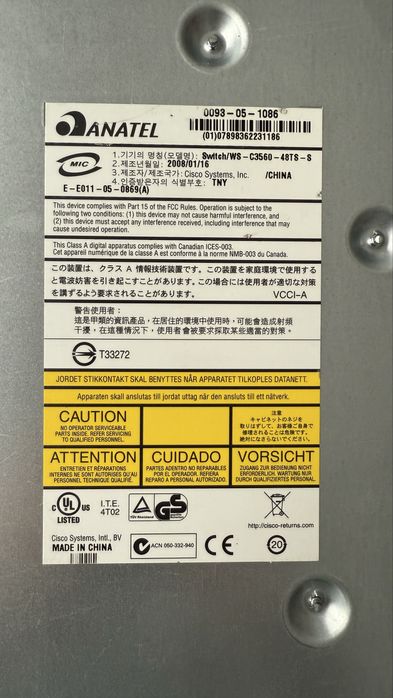 Switch Cisco WS-C3560-48TS-S