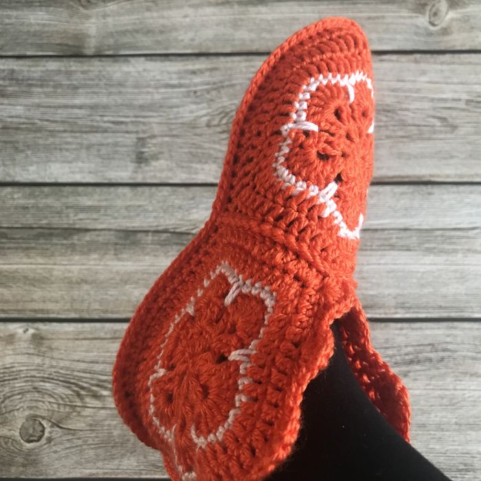 Тапочки домашние на теплой подошве