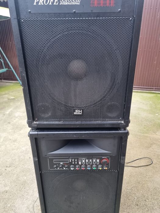 Vând  boxe proffesional international