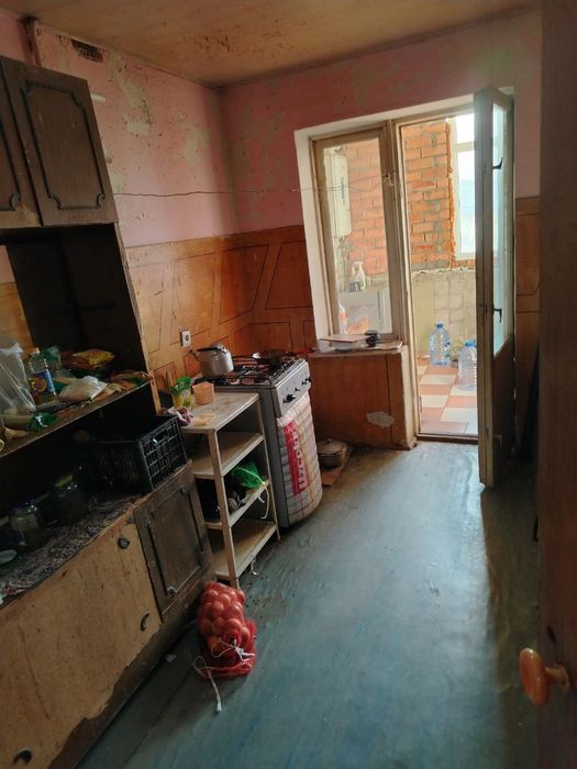 Квартира сотилада 3 комнитны