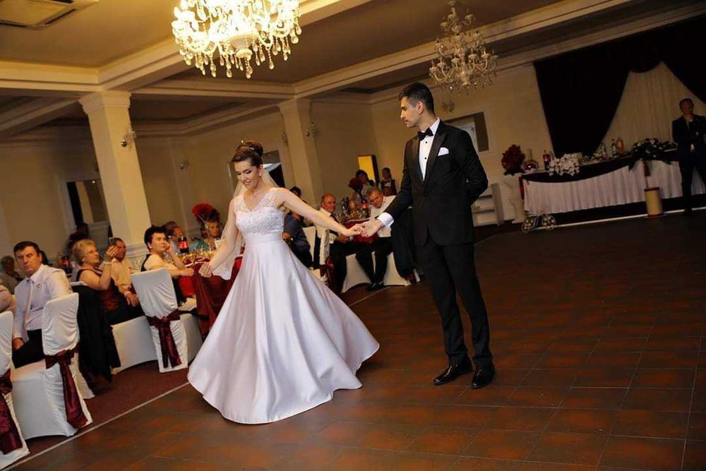 Rochie de mireasă M din tafta alba