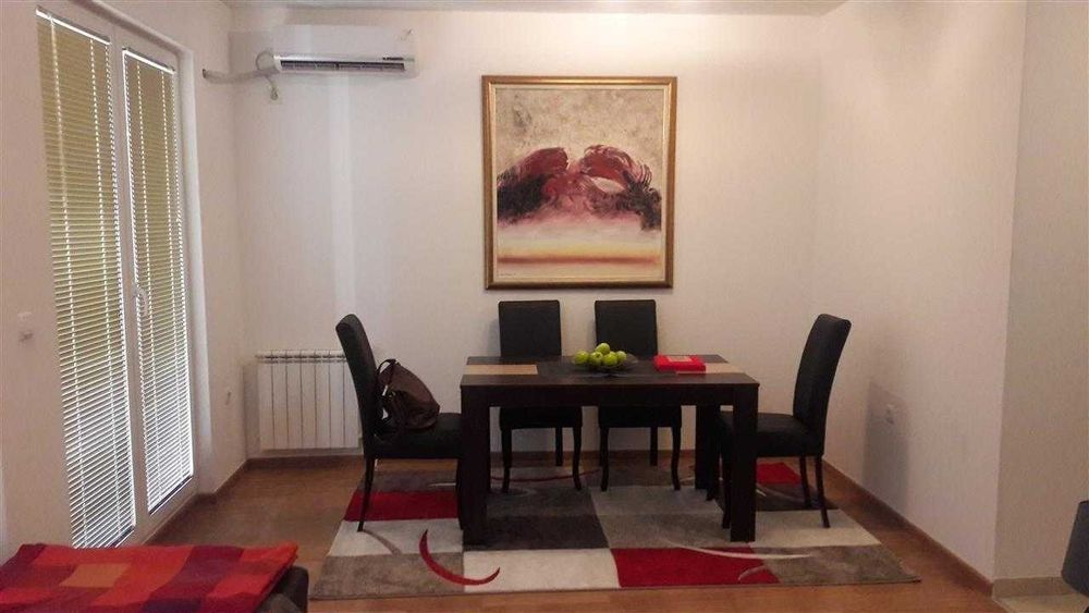 Дава се под наем Двустаен апартамент в София, Триъгълника - 65 кв.м за 510 € - Снимка #5