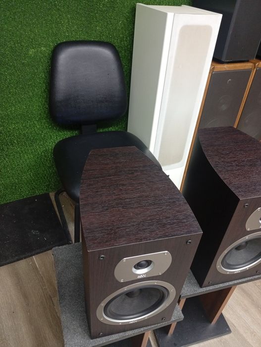 Тонколони HECO Victa -300