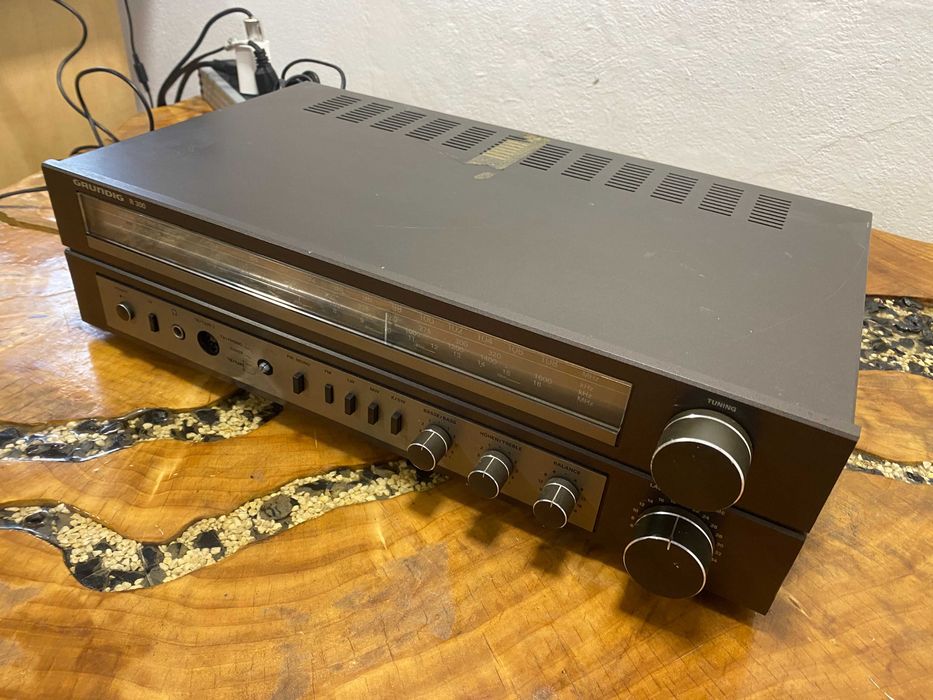 statie / amplificator grundig r300