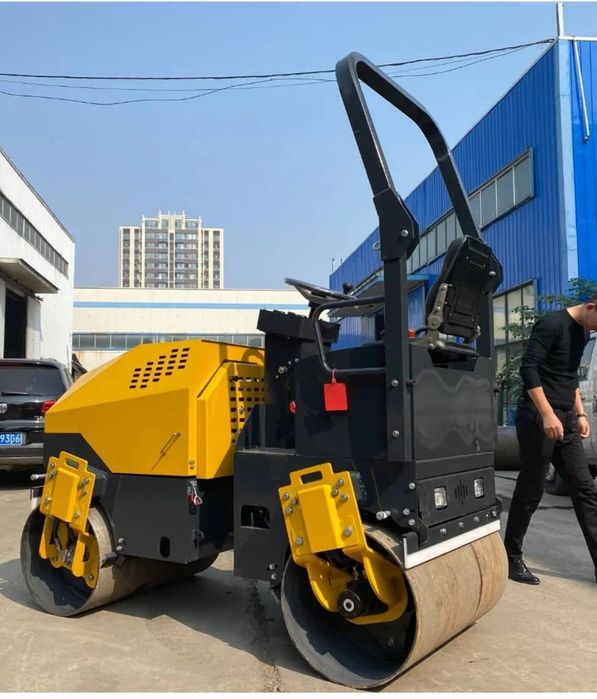 Срочно продам каток 3.5тонны