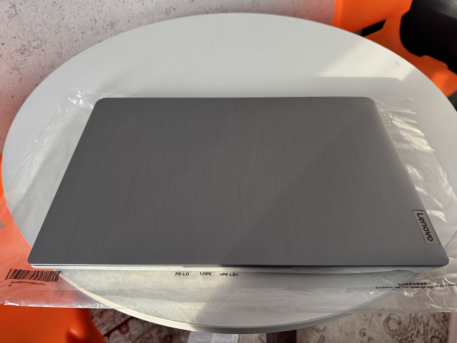 Ноутбук Lenovo IdeaPad 3 15ABA7 (82RN00BGRK)