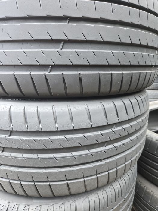 4бр. 235 45 18 Michelin летни.