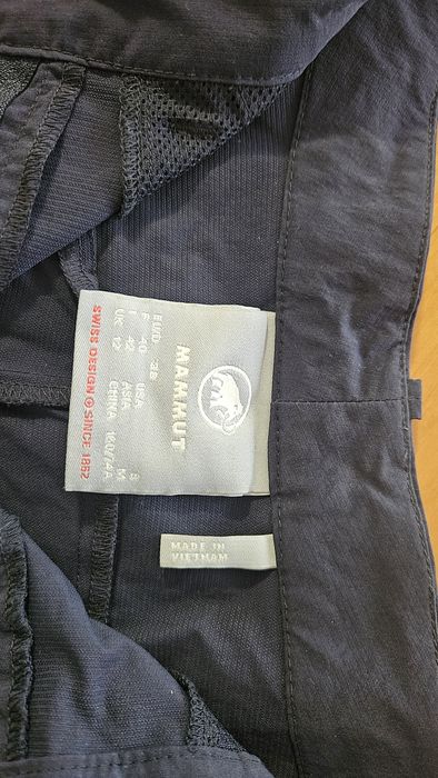 Mammut дамски сини къси панталони 38