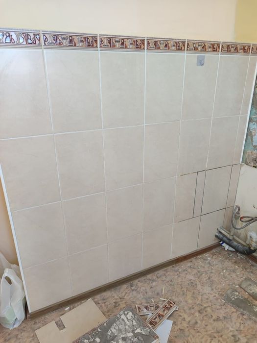 Отдам кафель бесплатно