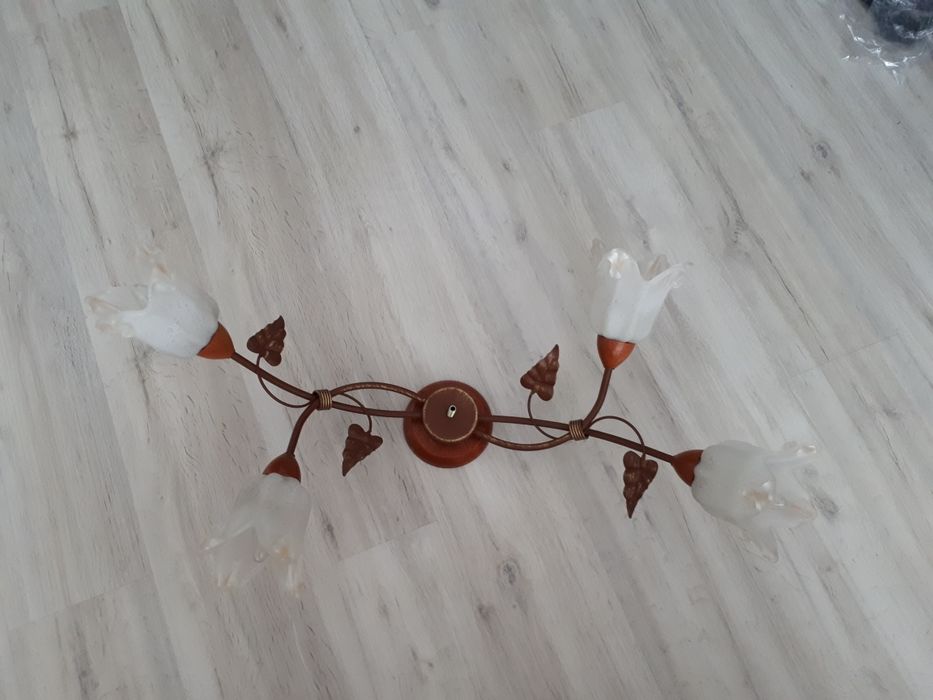 Люстра Польша очень красивая