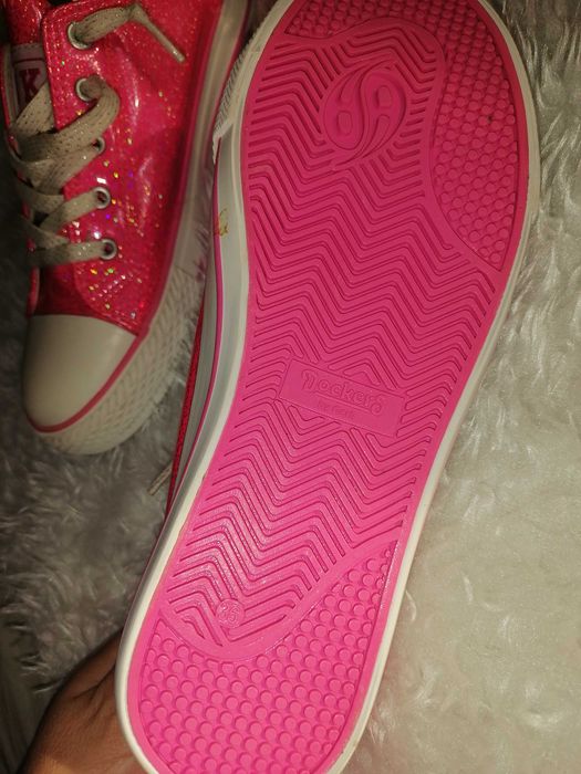 Блестящи кецове-36