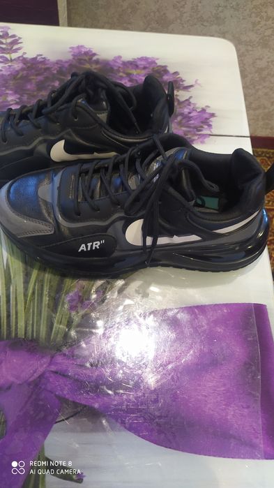 Продается Мужской Кроссовка форменная