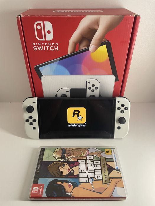 Продам Nintendo switch oled
