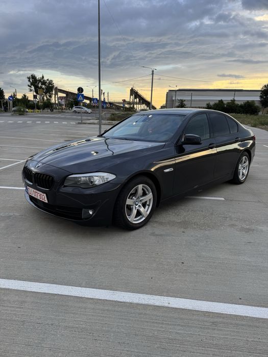 BMW 5 Series 2011 — imagine 7