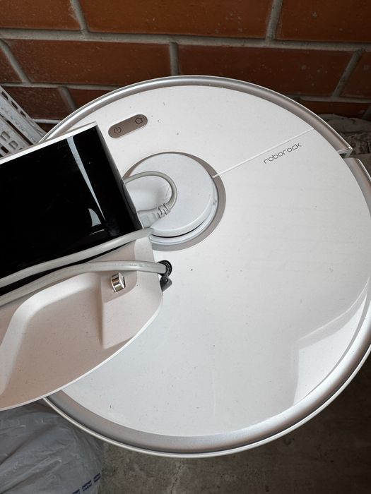 Продам роботпылесос