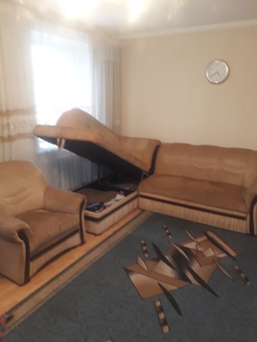 Мягкий уголок и кресло