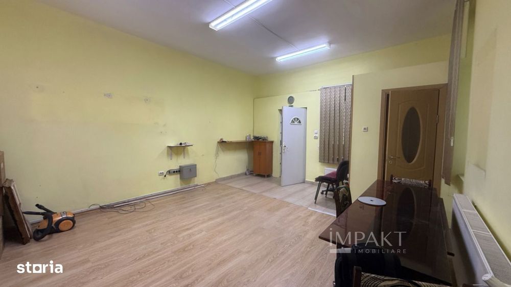 Apartament sau spatiu de birou 36mp pod si beci ultracentral