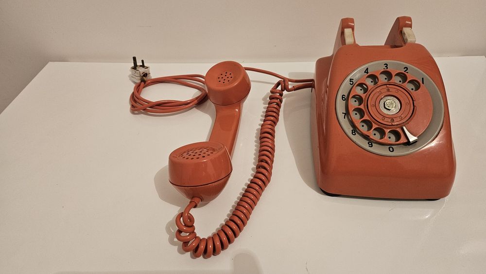 Ретро телефон шайба