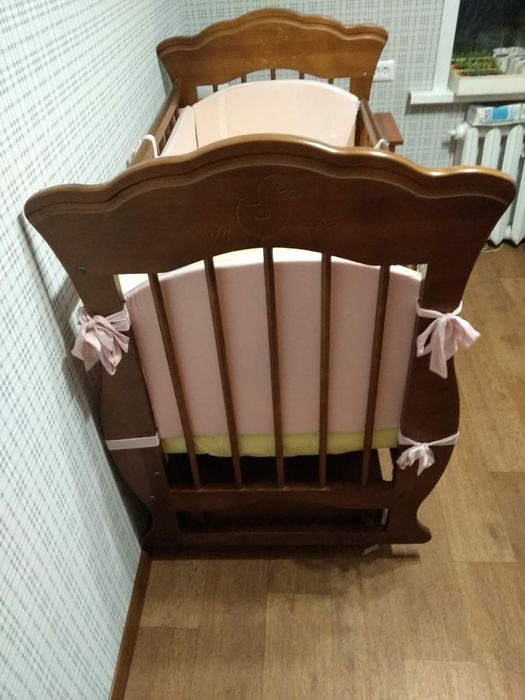 Продам кроватку+матрац+бортики