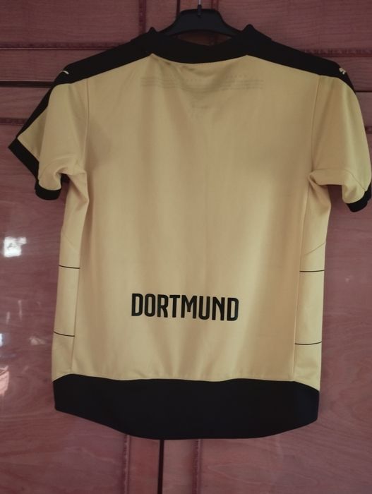 Vând tricou puma 32-34 Borussia Dortmund