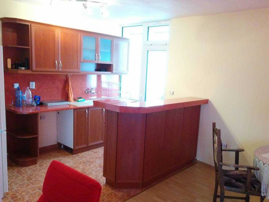 Продава се Тристаен апартамент в Хасково, Училищни - 105 кв.м за 777 €/кв.м - Снимка #2