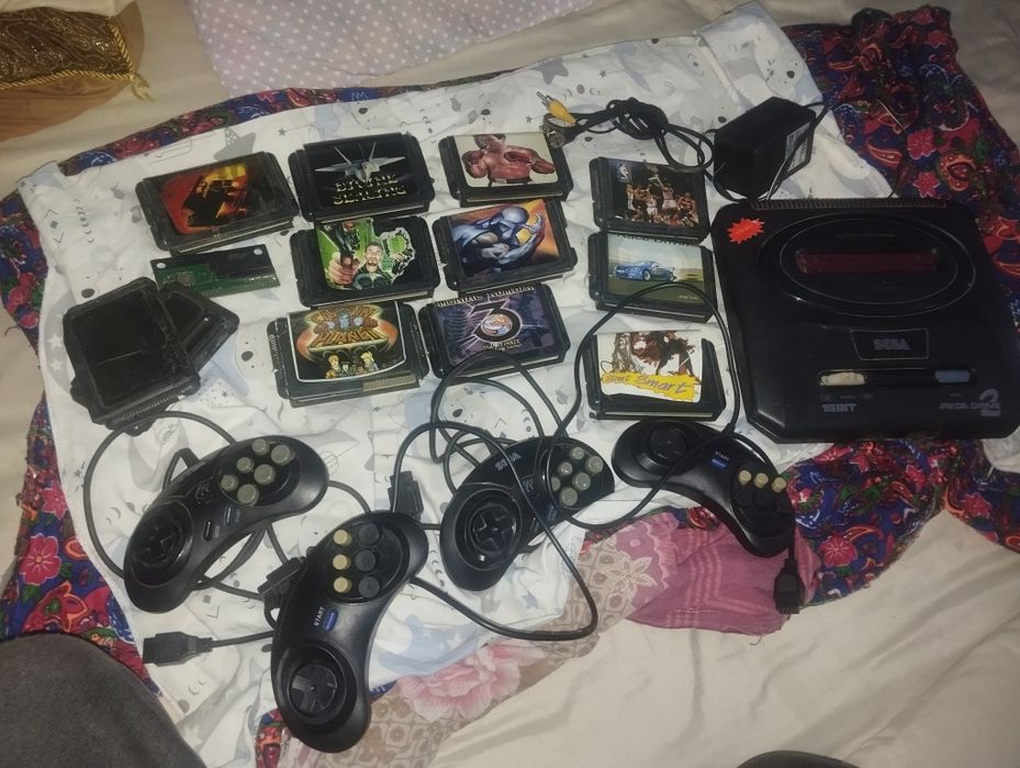 Продаетса сега Мега драйв все камплекте