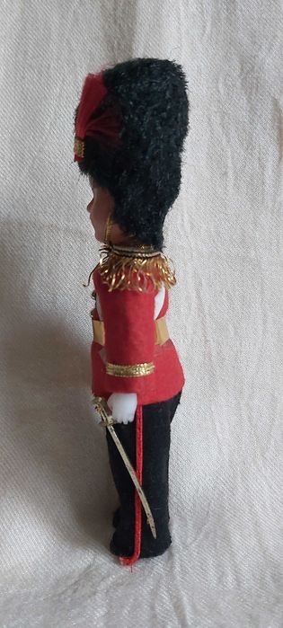 Păpușă vintage de colecție „English Officer”