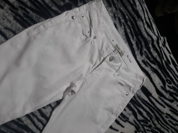 MANGO Бели Дънки