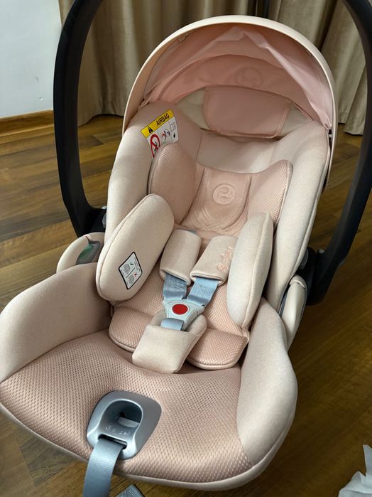 Vând scoică auto Cybex Platinum Cloud T plus