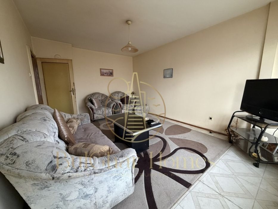 Продава се Тристаен апартамент в Варна, Младост 1 - 65 кв.м за 1129 €/кв.м - Снимка #1