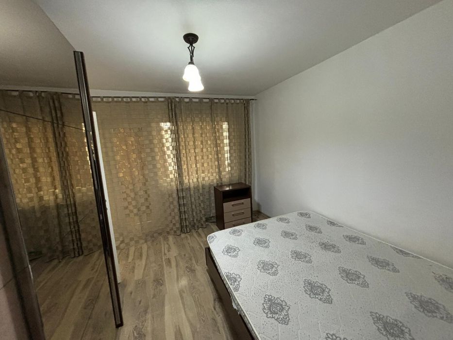 Vand apartament mobilat și utilat 2 camere Aleea Parcului 38