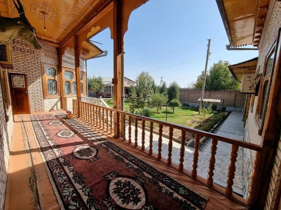 Uchaska sotiladi xasanboyda